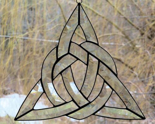 Celtic Triangle (Trinity) Knot clear glass Bevel Cluster 12" x 10.5" (unassembled)